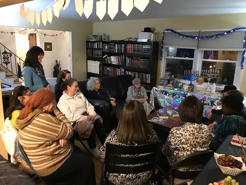 		                                		                                <span class="slider_title">
		                                    Welcome to Union Hill Congregation		                                </span>
		                                		                                
		                                		                            	                            	
		                            <span class="slider_description">Where Judaism is Alive, Learned and Lived
with Understanding and Enthusiasm</span>
		                            		                            		                            